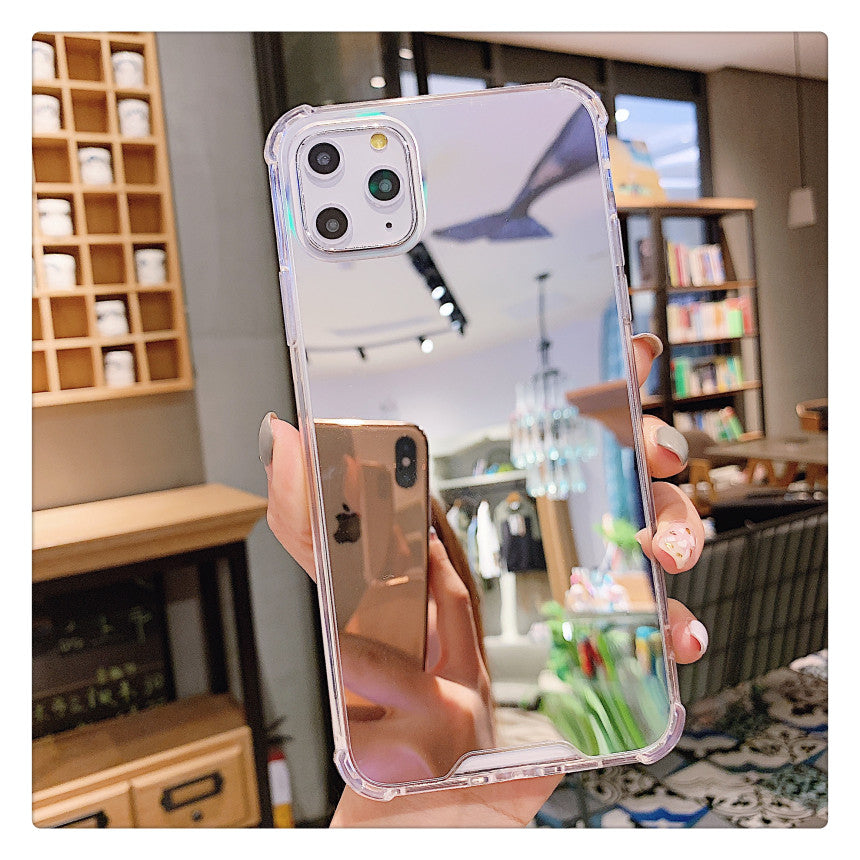 Mirror-Integrated Phone Case for Enhanced Convenience