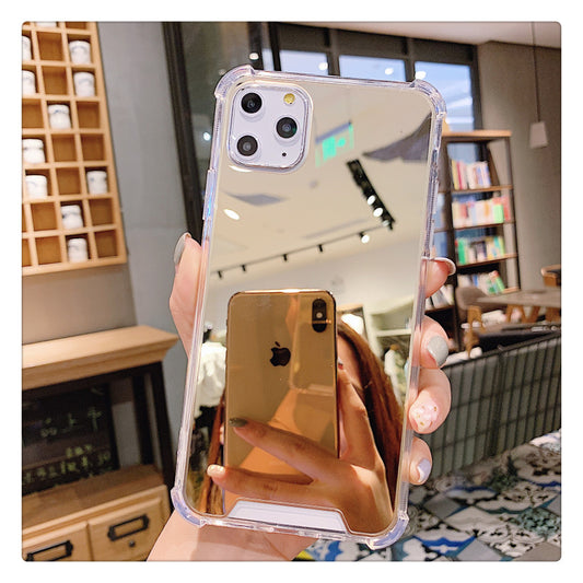 Mirror-Integrated Phone Case for Enhanced Convenience